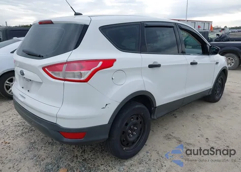 2013 Ford Escape S z USA, uszkodzony, nr VIN 1FMCU0F79DUD89317